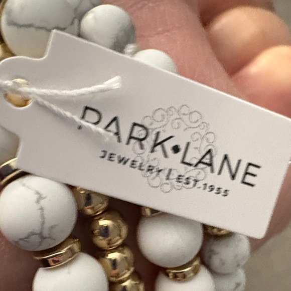 Park Lane White and Gold Marble Bracelet Set - Picture 4 of 4